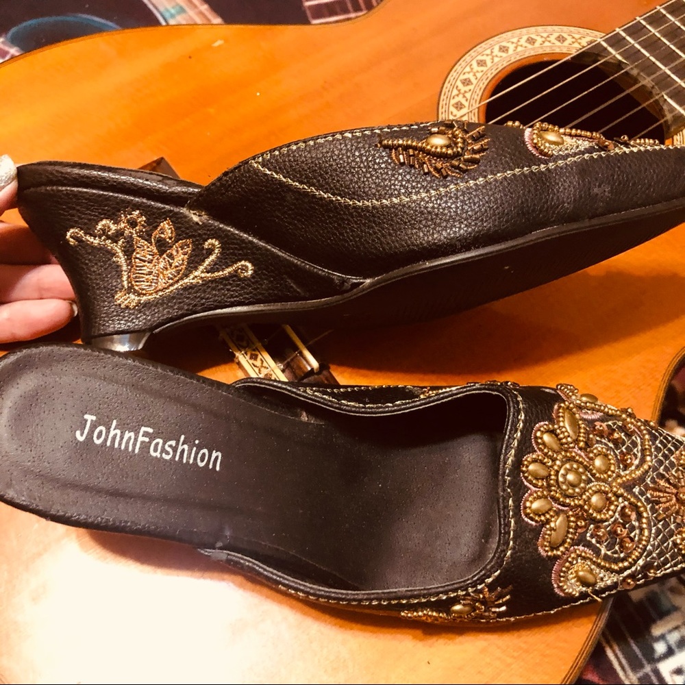 🌹Beautiful JohnFashion Embroidered, Beaded Slides